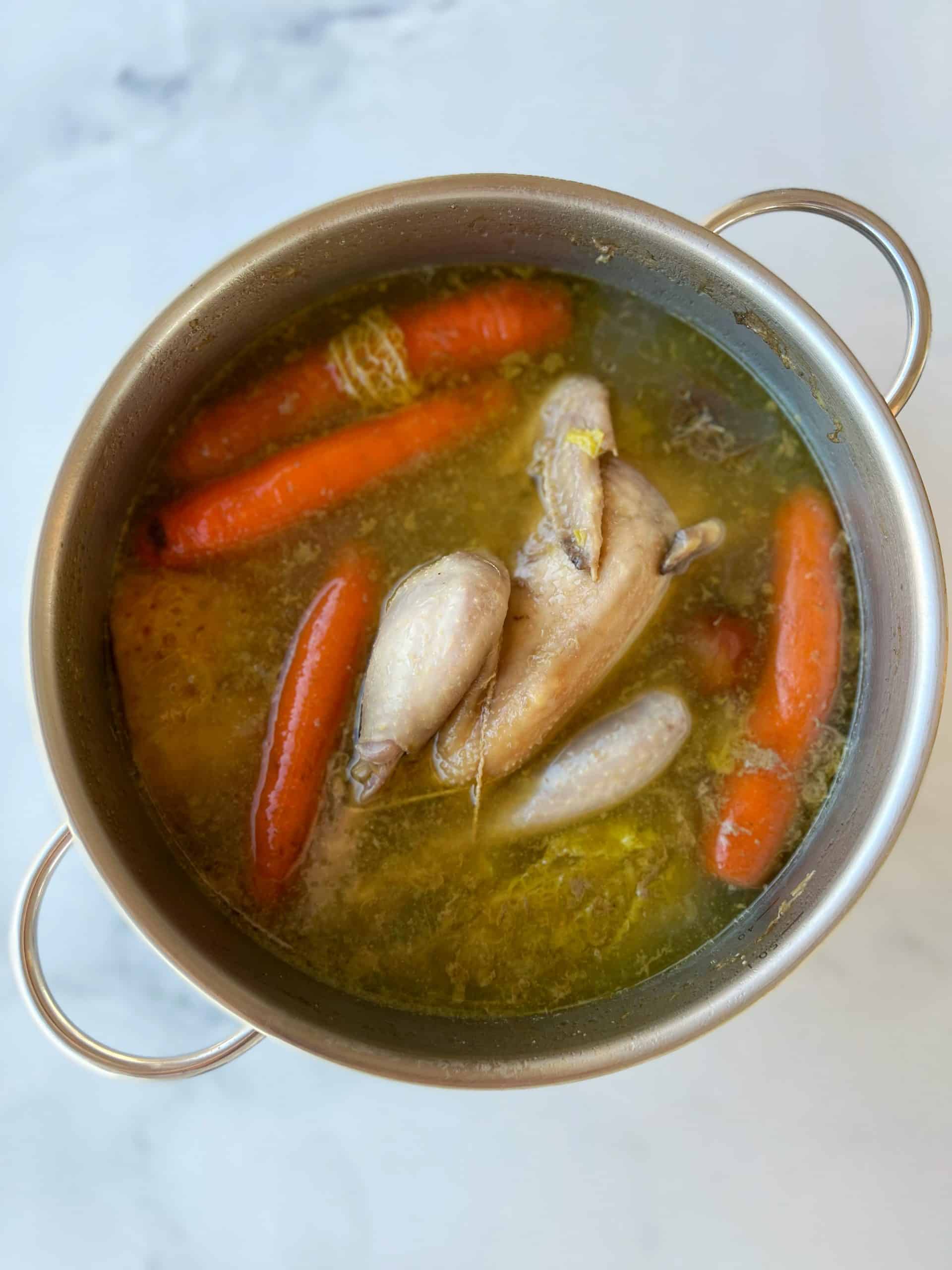 Hühnersuppe