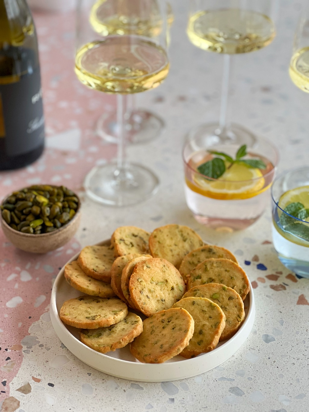 Herzhafte Kekse: Parmesan Sablés selber machen - ANA + NINA