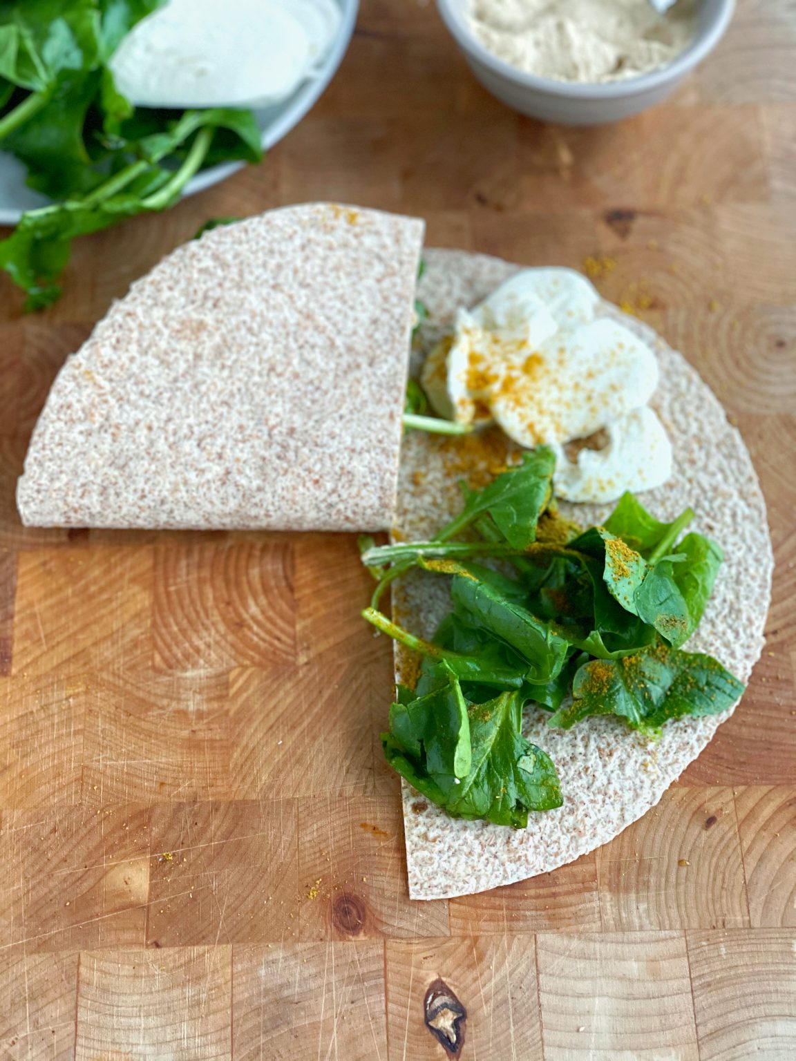 Schneller Spinat Wrap mit Mozzarella ANA + NINA