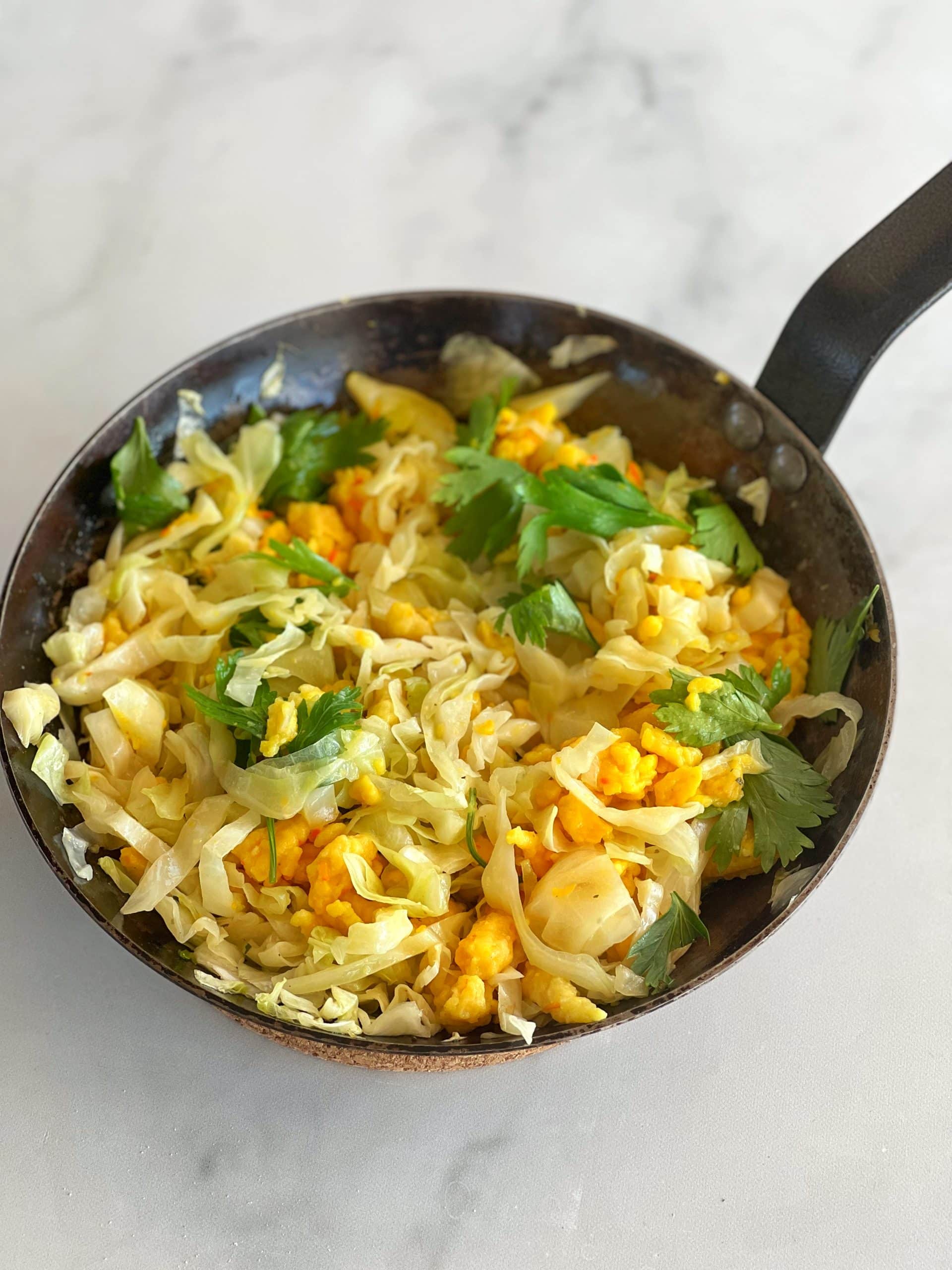 Vegane Kürbis-Spätzli Pfanne