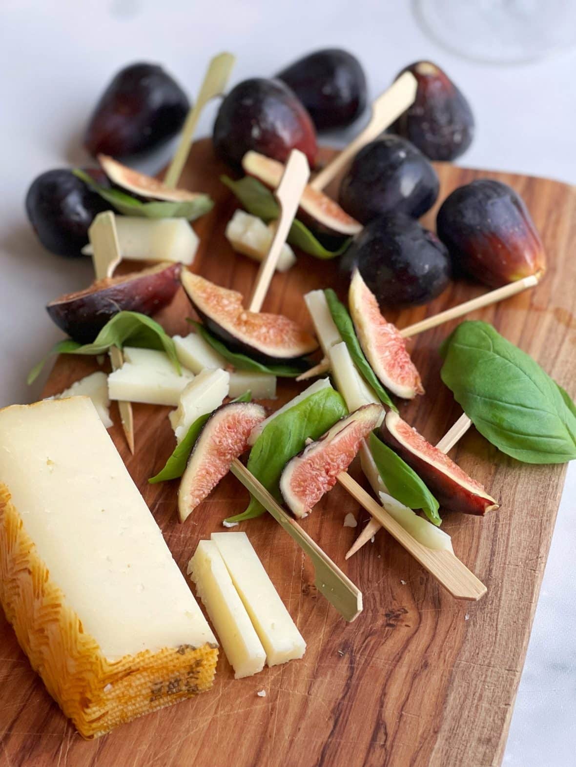 Feigen-Käse-Sticks - ANA + NINA Feigen-Käse-Sticks - ANA + NINA