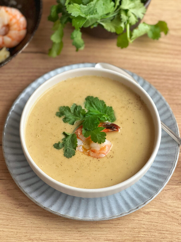 Thai Curry Kartoffelsuppe mit Crevetten - ANA + NINA Thai Curry Kartoffelsuppe mit Crevetten - ANA + NINA