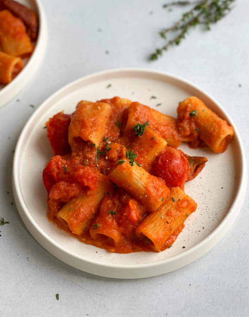 One Pot Pasta mit getrockneten Tomaten