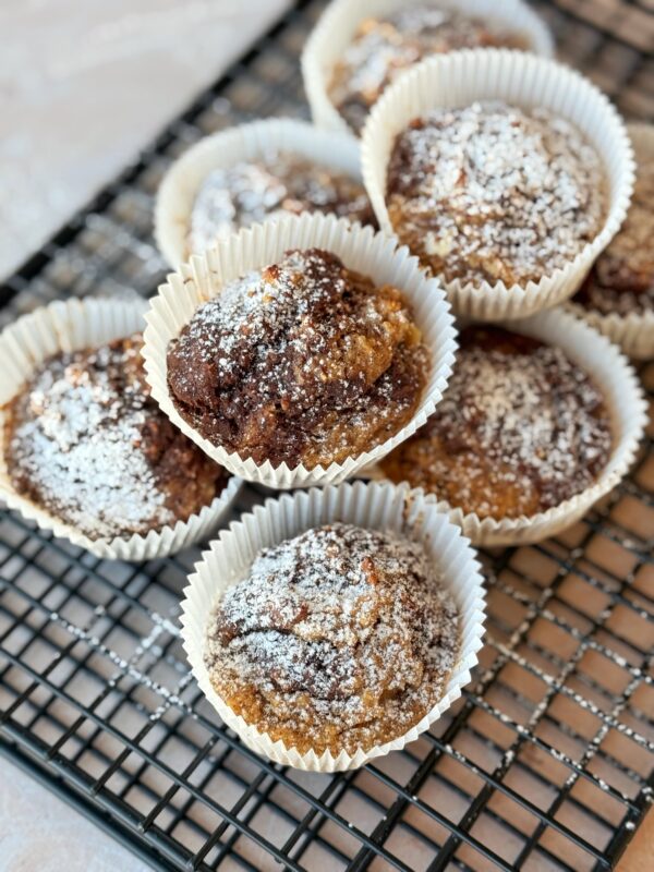 Zuckerfreie Marmor-Bananen-Muffins - ANA + NINA