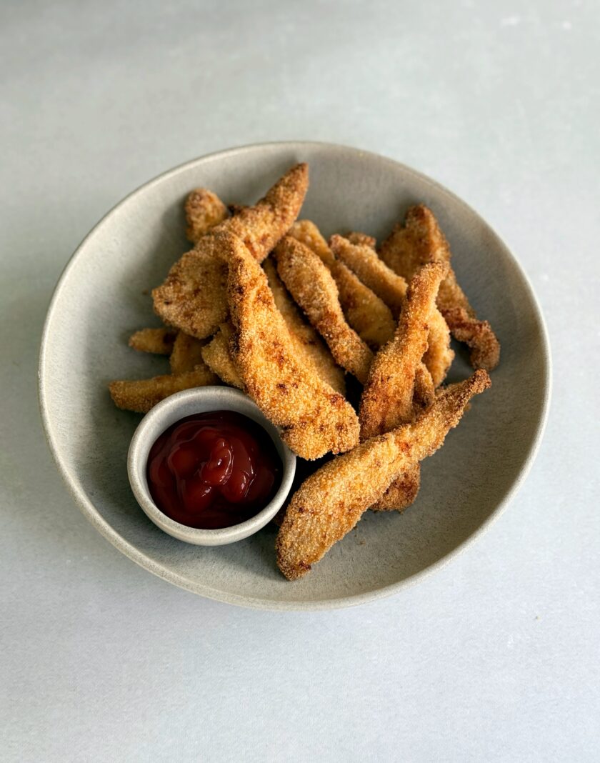 Mini Poulet‑Schnitzel - schnell, knusprig und proteinreich & ausgewogen!