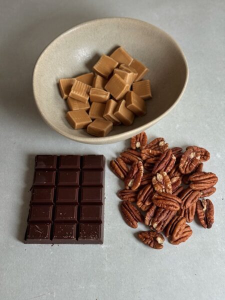 Zum Hauptinhalt springenZur Werkzeugleiste springen Über WordPress ANA + NINA Live 1818 Updates verfügbar 66 Kommentare in Moderation Neu SEOGuter SEO-Wert ALM - Cache CleanTalk79365 Imagify WP Rocket UpdraftPlus Willkommen, Julia Breuning Ansicht anpassenWordPress 6.9 ist verfügbar! Bitte aktualisiere jetzt. Neue Rezept hinzufügen Yet Another Stars Rating Verwerfen Hallo! Wie gefällt dir Yet Another Stars Rating bis jetzt? Teste alle fantastischen Premium-Funktionen mit der kostenlosen 14-Tage-Testversion. Keinerlei Verpflichtung für 14 Tage - jederzeit kündbar! Starte die kostenlose Testversion ➜ Titel hinzufügen High Protein Kaiserschmarrn aus dem Backofen Zum Editor springen Permalink: https://www.anaundnina.ch/rezept/high-protein-kaiserschmarrn-aus-dem-backofen/ Bearbeiten Bedienfeld umschalten: Rezept Infos Pinterest Share Picture Hier kann ein Bild zugewiesen werden das dann immer verwendet wird wenn ein Bild bei Pinterest gespeichert wird. Ist hier kein Bild zugewiesen wird immer das jeweilige Bild gespeichert bei dem auf das Pinterest Icon geklickt wird. Pinterest -High Protein Kaiserschmarrn aus dem Backofen_ Intro Medien hinzufügenWP Recipe Maker Yasr ShortcodesVisuellText Absatz p » strong Aufbewahrung Medien hinzufügenWP Recipe Maker Yasr ShortcodesVisuellText Absatz Medien hinzufügenWP Recipe Maker Yasr ShortcodesVisuellCode Absatz Wortanzahl: 368 Entwurf wurde um 22:36:17 Uhr gespeichert. Bedienfeld umschalten: Veröffentlichen Vorschau(öffnet in neuem Tab) Status: Entwurf BearbeitenStatus ändern Sichtbarkeit: Öffentlich BearbeitenSichtbarkeit ändern Sofort veröffentlichen BearbeitenDatum und Uhrzeit ändern Lightbox deaktivieren SEO analysis: Gut Readability analysis: Gut Beitrag/Seite als Entwurf duplizieren In den Papierkorb verschieben Bedienfeld umschalten: YASR Bedienfeld umschalten: Tags Neue Tag hinzufügen Tags mit Kommas trennen Begriff entfernen: Winter WinterBegriff entfernen: Weihnachten WeihnachtenBegriff entfernen: Herbst HerbstBegriff entfernen: Familien Rezepte Familien Rezepte Aus den am häufigsten verwendeten Tags auswählen Bedienfeld umschalten: Beitragsbild Dieser High Protein Kaiserschmarrn aus dem Backofen ist luftig, süss und liefert dir extra Eiweiss - perfekt für Wintertage oder einfach als Familienrezept. Bild zum Bearbeiten oder Ändern anklicken Beitragsbild entfernen Bedienfeld umschalten: Categories Neue Category hinzufügen Categories mit Kommas trennen Begriff entfernen: Winter WinterBegriff entfernen: Weihnachten WeihnachtenBegriff entfernen: Herbs HerbsBegriff entfernen: Familien Rezepte Familien Rezepte Aus den am häufigsten verwendeten Categories auswählen Bedienfeld umschalten: Ähnliche Rezepte Wenn bei „Weitere Rezepte“ etwas ausgewählt ist werden diese Rezpete angezeigt ansonsten werden weitere Rezepte aus der Kategorie „Ähnliche Rezept Kategorie“ angezeigt. Ähnliche Rezept Kategorie Auswählen Weitere Rezepte Headline Weitere Rezepte 0 ausgewählt Bedienfeld umschalten: WP Featherlight Bedienfeld umschalten: Yet Another Stars Rating Schema Rich Snippet Optionen Ist dies eine Bewertung? ItemType Name Optional. Wenn leer, wird stattdessen der Beitrag Titel verwendet. ItemTyp auswählen Recipe cookTime cookTime Die Zeit, die benötigt wird, um das Gericht zuzubereiten, im ISO-8601-Format. prepTime prepTime Die Zeit, die für die Zubereitung des Gerichts benötigt wird, im ISO-8601-Format. description description Eine kurze Zusammenfassung, die das Gericht beschreibt. keywords keywords Andere Begriffe für dein Rezept nutrition nutrition Die Anzahl der Kalorien recipeCategory recipeCategory Die Art der Mahlzeit oder des Kurses, um die es in Ihrem Rezept geht recipeCuisine recipeCuisine Die Region, die Ihrem Rezept zugeordnet ist. Zum Beispiel "Mediterranean" oder "American". recipeYield recipeYield Die Menge deines Rezepts. Zum Beispiel: „4 Portionen“ oder „500 Gramm“. recipeIngredient A single ingredient used in the recipe, e.g. sugar, flour or garlic. Use return (↵) to separate the ingredients. recipeInstructions Die Schritte, um Gericht zu machen. Verwende die Eingabetaste (↵), um die Schritte zu trennen. Video Video Ein Video, das die Schritte zur Zubereitung des Gerichts zeigt (URL) Weitere Informationen hier und hier Bedienfeld umschalten: Yoast SEO SEO Lesbarkeit Schema Social Fokus-KeyphraseHilfe bei der Auswahl der perfekten Fokus-Keyphrase(Öffnet in einem neuen Browser Tab) High Protein Kaiserschmarrn aus dem Backofen Ähnliche Keyphrasen erhalten(Öffnet in einem neuen Browser Tab) Darstellung in der Suche Entscheide, wie dein Beitrag in den Suchergebnissen aussehen soll. Vorschau als: Ergebnis für die mobilen GeräteErgebnis für den Desktop URL-Vorschau: ANA + NINA www.anaundnina.ch SEO-Titel-Vorschau: High Protein Kaiserschmarrn aus dem Backofen - ANA + NINA Meta-Beschreibungs-Vorschau: Dez. 27, 2025 - Dieser High Protein Kaiserschmarrn aus dem Backofen ist luftig, süss und liefert dir extra Eiweiss - perfekt für Wintertage. SEO-Titel Variable eingeben Titel Seite Trennzeichen Titel der Website Titelform high-protein-kaiserschmarrn-aus-dem-backofen Meta-Beschreibung Variable eingeben Dieser High Protein Kaiserschmarrn aus dem Backofen ist luftig, süss und liefert dir extra Eiweiss - perfekt für Wintertage. SEO-AnalyseGut High Protein Kaiserschmarrn aus dem Backofen Ähnliches Keyword hinzufügen Premium SEO-Leistung nachverfolgen Vorschläge zur internen Verlinkung Premium Cornerstone-Inhalt Erweitert Einblicke Bedienfeld umschalten: Diskussion Kommentare erlauben Trackbacks und Pingbacks erlauben Danke für dein Vertrauen in WordPress.Version 6.9 herunterladen BenachrichtigungenDer Begriff wurde hinzugefügt. 1 Ergebnis wurde gefunden. Verwende zum Navigieren die Pfeiltasten nach oben oder unten. 1 Ergebnis wurde gefunden. Verwende zum Navigieren die Pfeiltasten nach oben oder unten. Dateien auswählen Dialog schließen Medien hinzufügen Aktionen Dateien hochladenMediathek Details einblenden Medien filternNach Typ filtern Alle Medien Nach Datum filtern Alle Daten Medien suchen Medienliste Zeigt 80 von 3965 Medienelementen an Mehr laden Anhang-Details IMG_6377_SnapseedCopy-scaled.jpg 27. Dezember 2025 456 KB 1920 auf 2560 Pixel Originalbild: IMG_6377_SnapseedCopy.jpg Bild bearbeiten Endgültig löschen Alternativtext Zum Rezept 👉 2 Eier (aus dem Kühlschrank) 1 Prise Salz 1 EL Zucker 1 dl Milch 4 EL Skyr 60 g Weissmehl 30 g Butter 1 EL Puderzucker zum Bestreuen Zwetschgen- oder Apfelkompott Erfahre, wie du den Zweck des Bildes beschreibst(öffnet in neuem Tab). Leer lassen, wenn das Bild nur als dekoratives Element dient.Titel High Protein Kaiserschmarrn aus dem Backofen 5 Untertitel Beschreibung Dieser High Protein Kaiserschmarrn aus dem Backofen ist luftig, süss und liefert dir extra Eiweiss - perfekt für Wintertage oder einfach als Familienrezept. Datei-URL: https://www.anaundnina.ch/wp-content/uploads/2025/12/IMG_6377_SnapseedCopy-scaled.jpg URL in Zwischenablage kopieren Erforderliche Felder sind mit * markiert WooThumbs Media Details Media URL Attach MP4/WEBM Enter a valid media URL, or click "Attach MP4/WEBM" to upload your own video into the WordPress media library. Aspect Ratio 16:9 Note: Any changes made to the WooThumbs media settings are saved automatically. Imagify Optimieren Anzeige-Einstellungen für Anhänge Ausrichtung Zentriert Link zur Nichts Größe Groß – 450 × 600 Ausgewählte Medien-Aktionen 1 Element ausgewählt Leeren In den Beitrag einfügen Keine ausgewählt